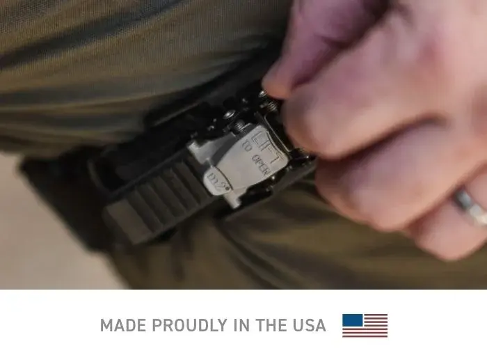 aliengear-taq-strap-integrated-tourniquet-black (3).webp