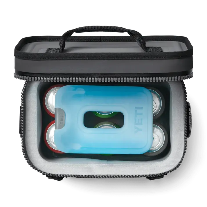 YETI_Thin_Ice_M_Flip8_1280_B_71472308-f676-4bb3-993e-7f7480bdf80f.webp