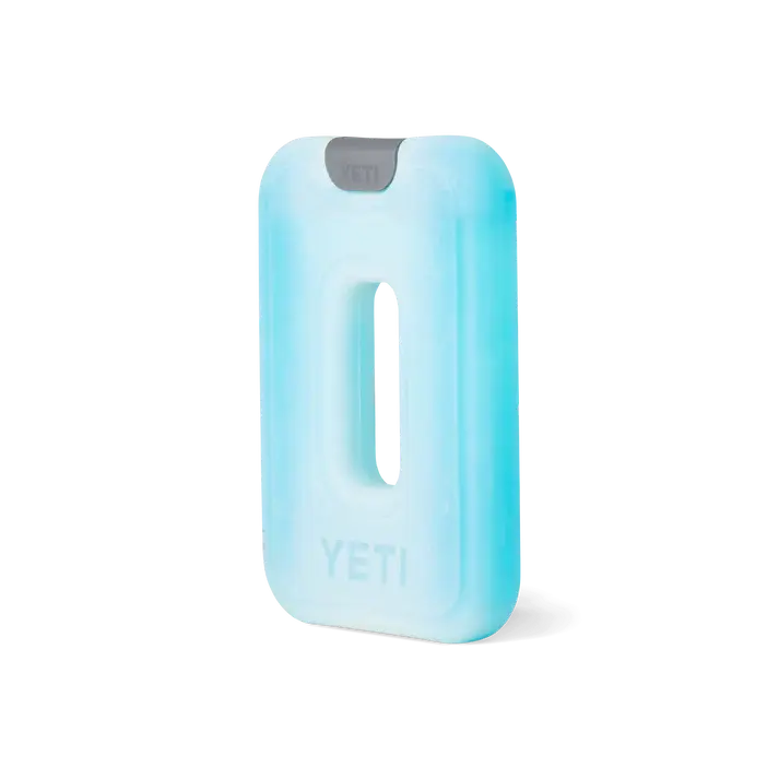 YETI_Thin_Ice_M_3qtr_1204_B_6e7b5163-c202-4b35-9fef-9f4b49b5db44.webp