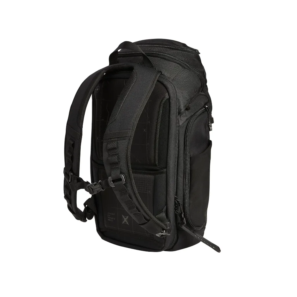 VTX5028_Gamut26L_BP_BK_Back3-4.webp