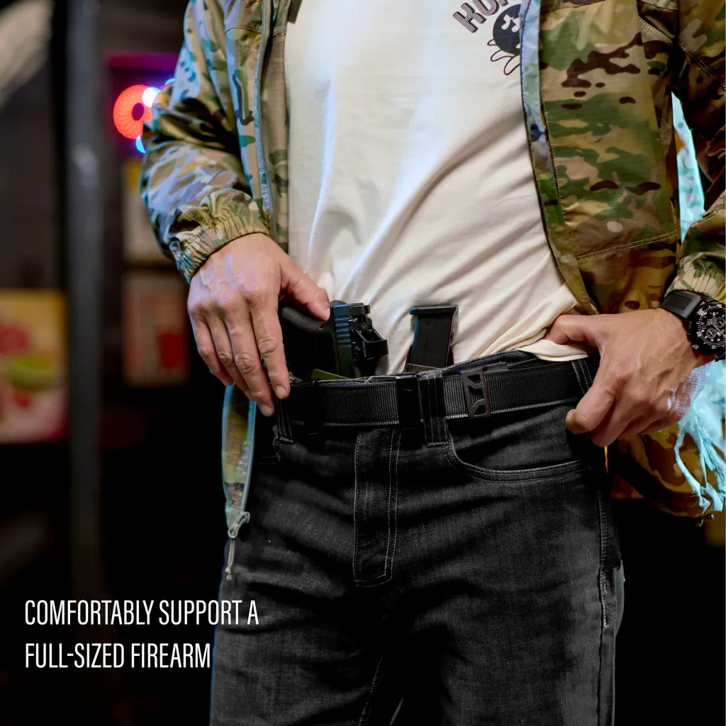 BlackTac1.5GunBeltLifestylePhoto1_2048x2048.webp