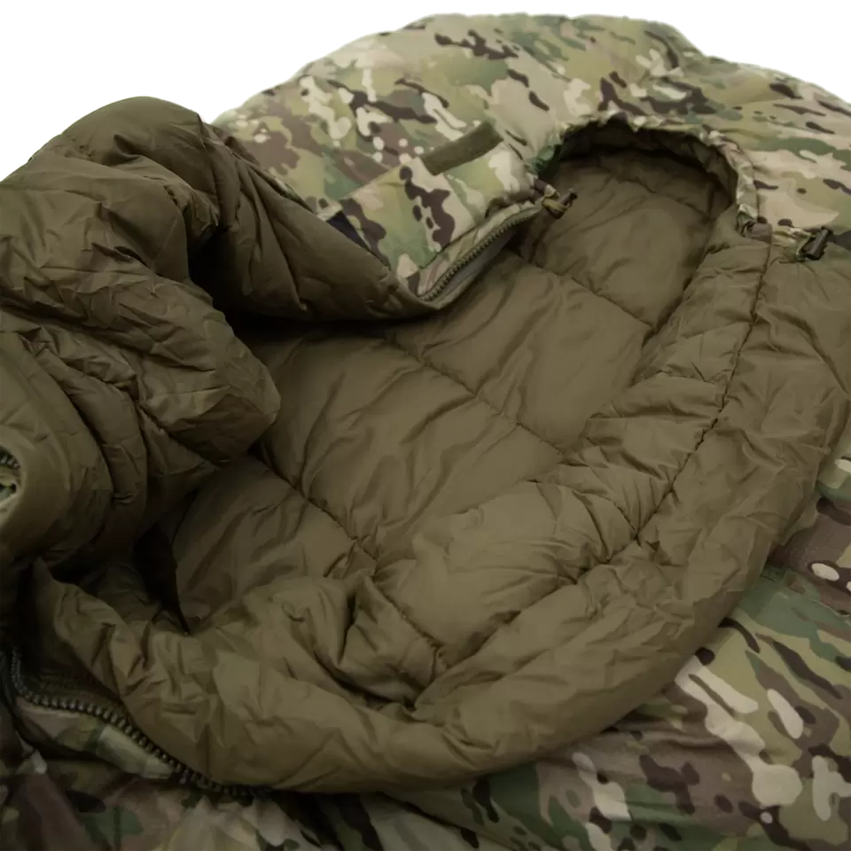 Defence 4 - 3-Season Sleeping Bag Carinthia (Multicam) 200 (L)